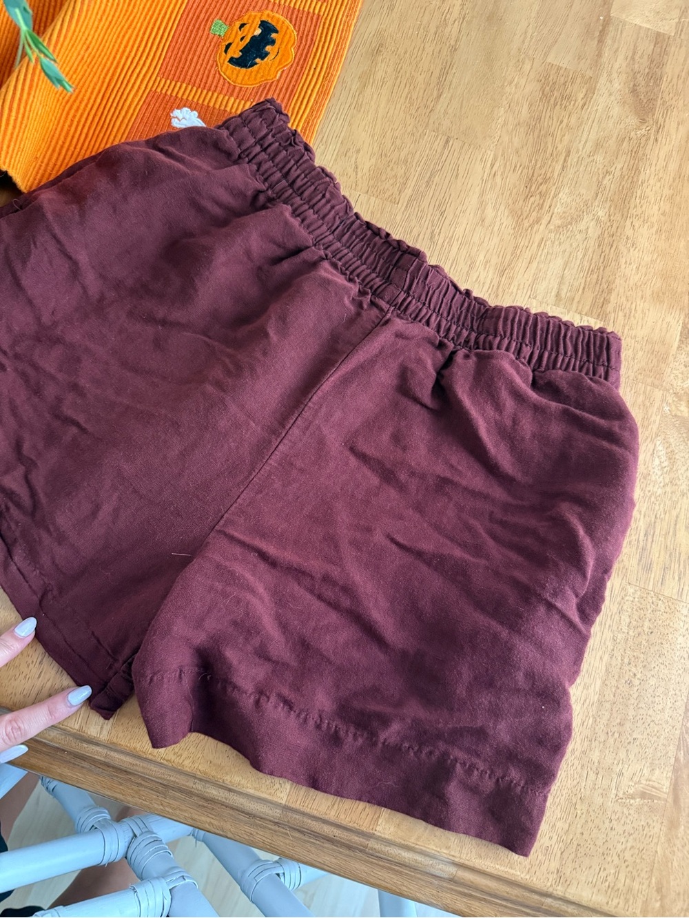 H&M Women's Burgundy Elastic-Waist Athletic Shorts